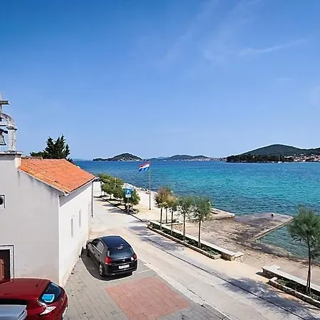 In With Sea View, Terrace, Air Conditioning, Wifi 3617-3 Διαμέρισμα Poljana (Ugljan)