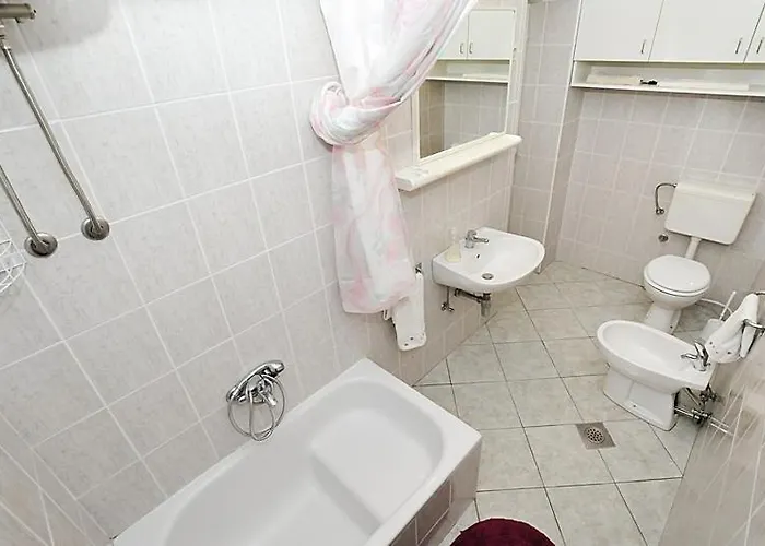 In With Sea View, Terrace, Air Conditioning, Wifi 3617-3 Poljana (Ugljan)