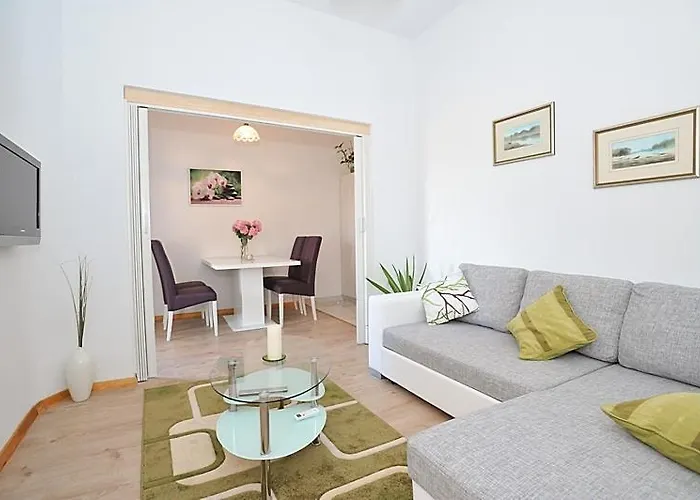 Lejlighed In With Sea View, Terrace, Air Conditioning, Wifi 3617-3